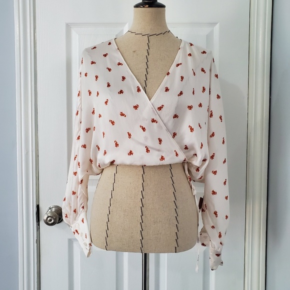 Forever 21 Tops - Forever 21 Floral Faux Wrap Crop Long Sleeve Top